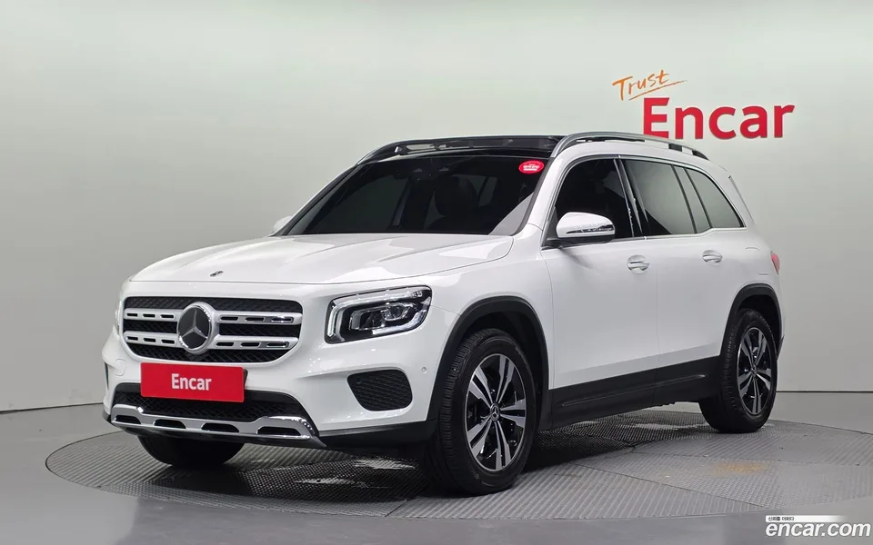 Mercedes-Benz GLB-Class GLB200 d 2022 — photo 1, buy with delivery to Moscow
