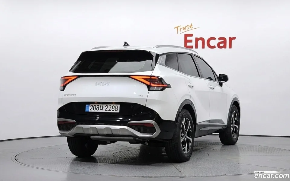 Kia Sportage Hybrid 2WD 2023 — thumbnail 4