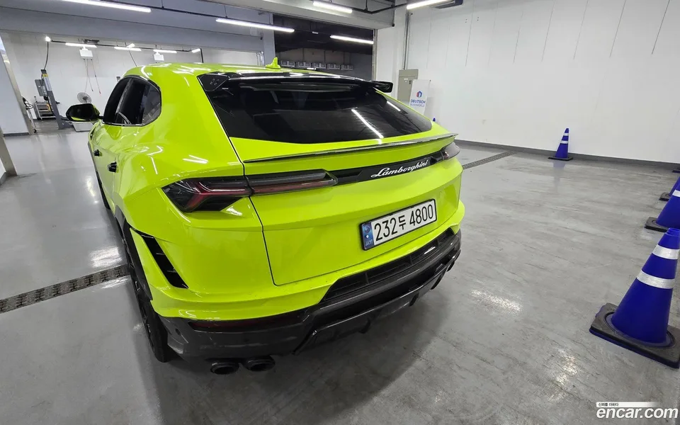 Lamborghini Urus 4.0 V8 2024 — thumbnail 3