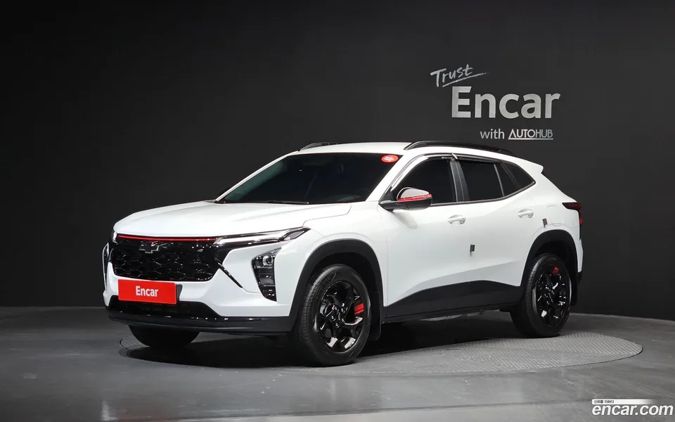 Chevrolet Trax Crossover 1.2 2025 — photo 1, buy with delivery to Moscow