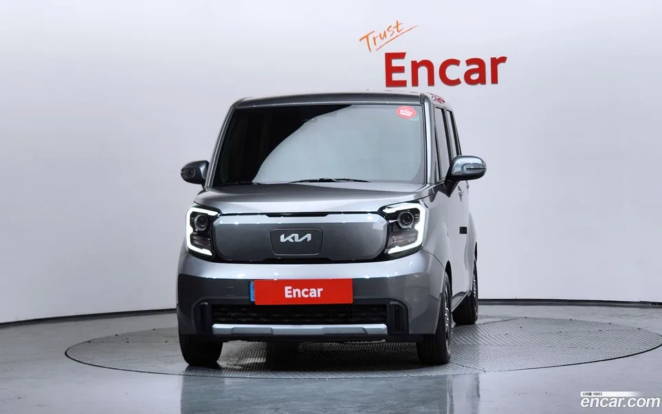 Kia Ray EV 2023 — thumbnail 3