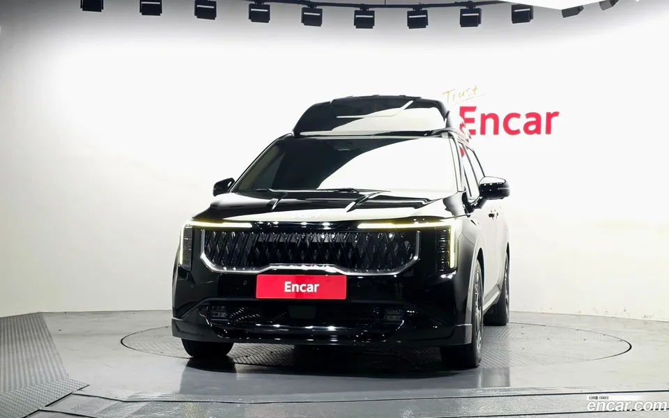 Kia Carnival 9 () 2024 — thumbnail 3