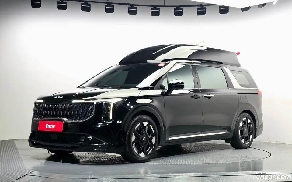 Kia Carnival 9 () 2024 — photo 1, buy with delivery to Moscow