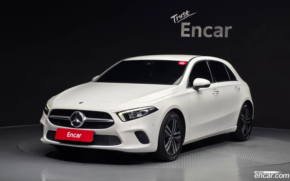 Mercedes-Benz A-Class A220 2022 — photo 1, buy with delivery to Moscow