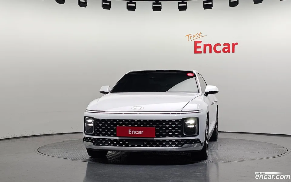 Hyundai Grandeur 3.5 LPG 2WD 2023 — thumbnail 3