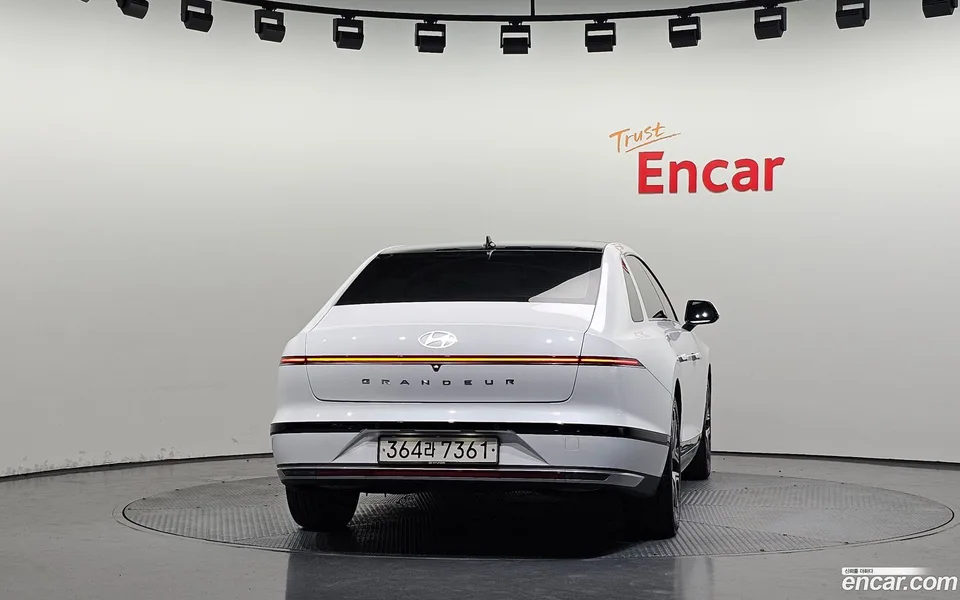 Hyundai Grandeur 3.5 LPG 2WD 2023 — thumbnail 4