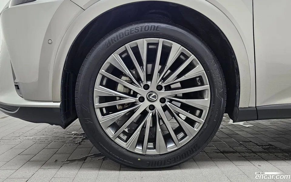 Lexus RX 350h 2025 — thumbnail 5