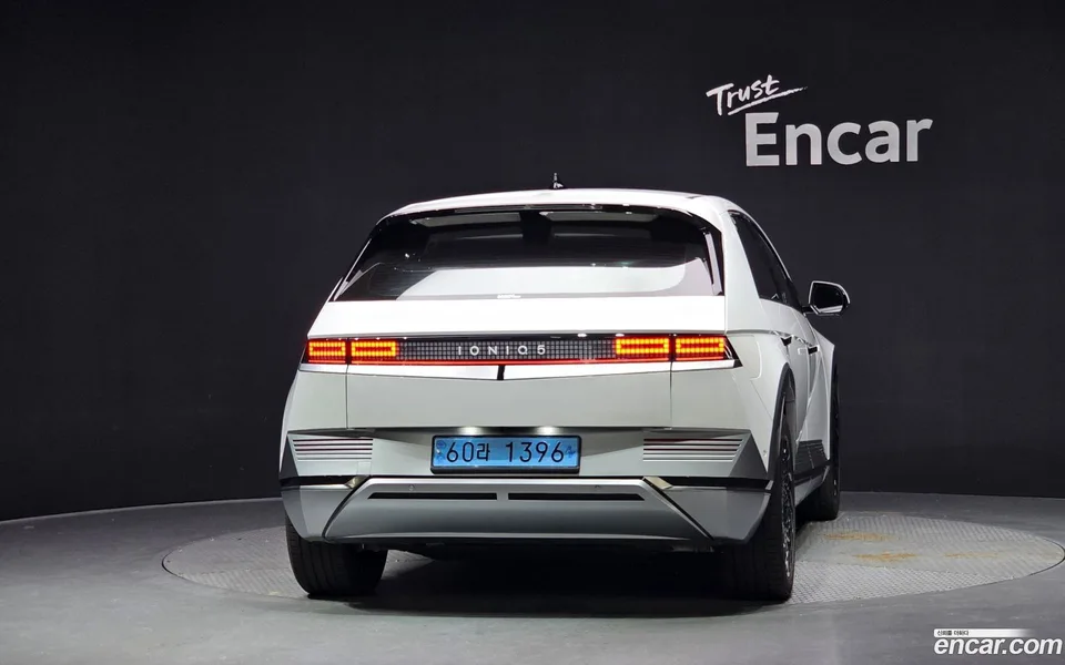 Hyundai Ioniq 5 2024 — thumbnail 4