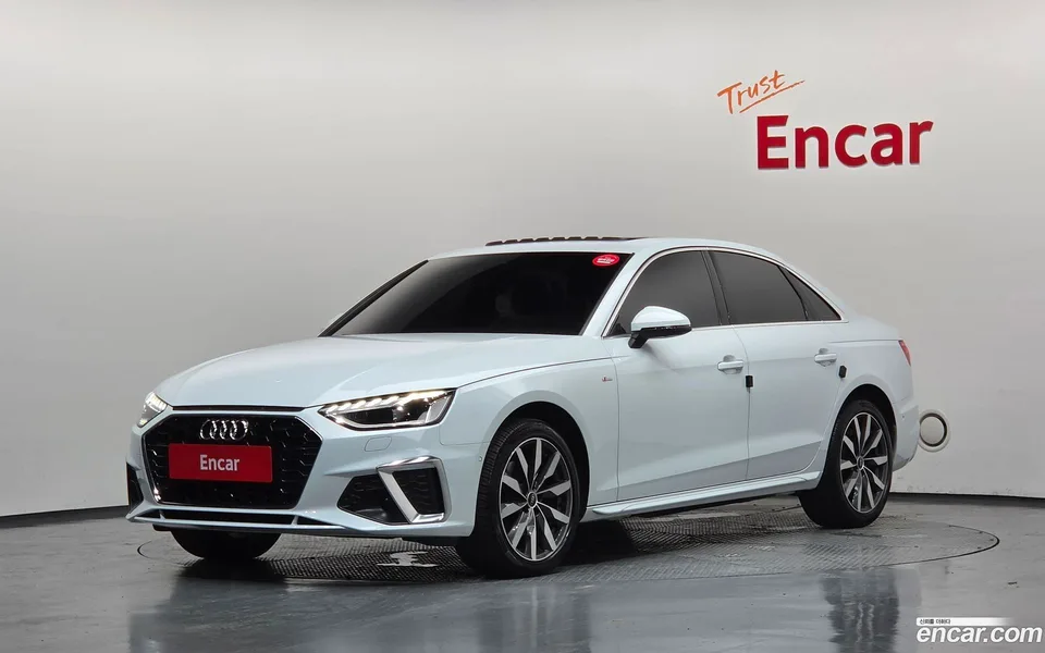 Audi A4 40 TFSI 2023 — фото 1, купить с доставкой в Москву