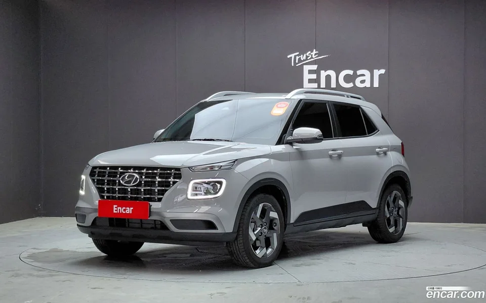 Hyundai Venue 1.6 2025 — photo 1, buy with delivery to Moscow