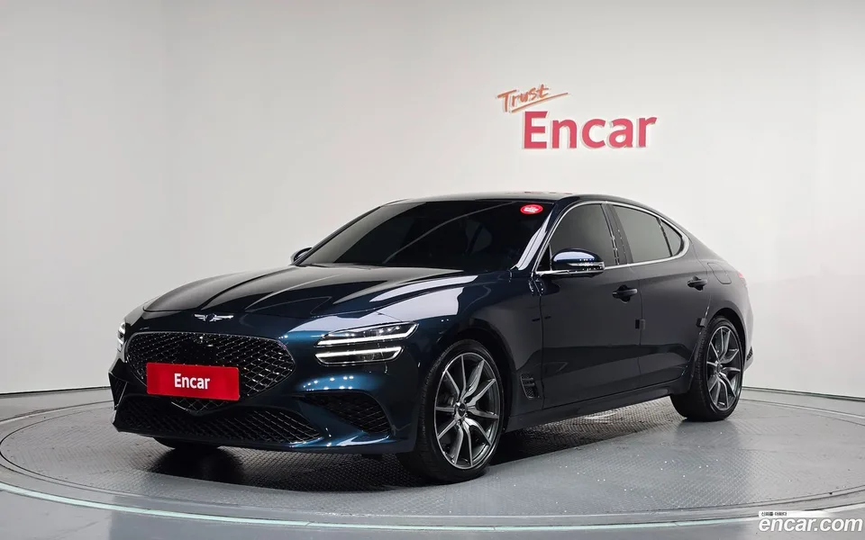 Genesis G70 2.0T 2WD 2022 — photo 1, buy with delivery to Moscow