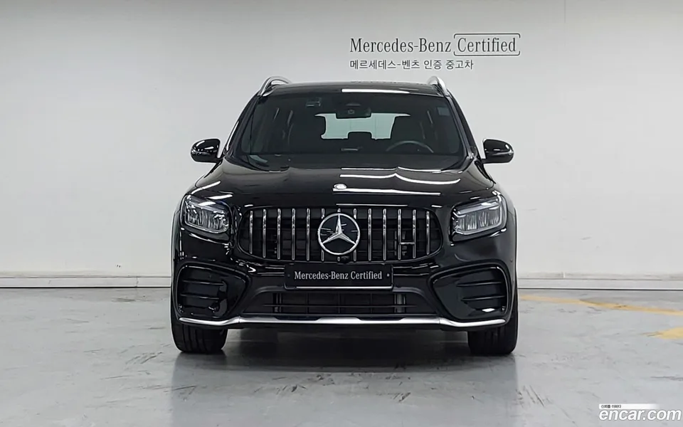 Mercedes-Benz GLB-Class AMG GLB35 4MATIC 2025 — thumbnail 3