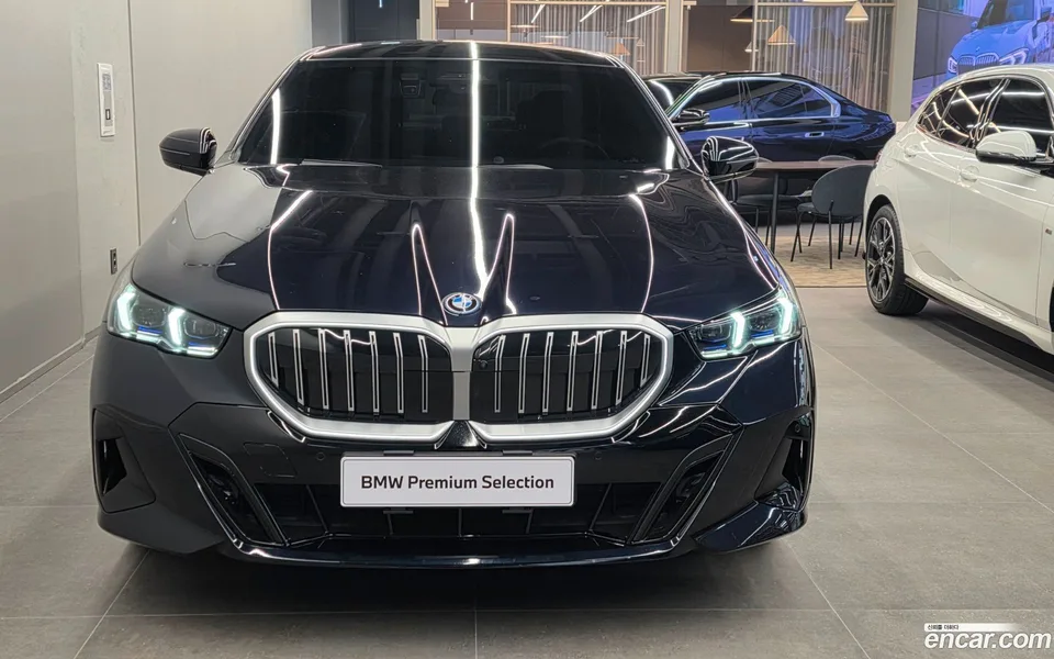 BMW i5 eDrive 40 M 2024 — thumbnail 3
