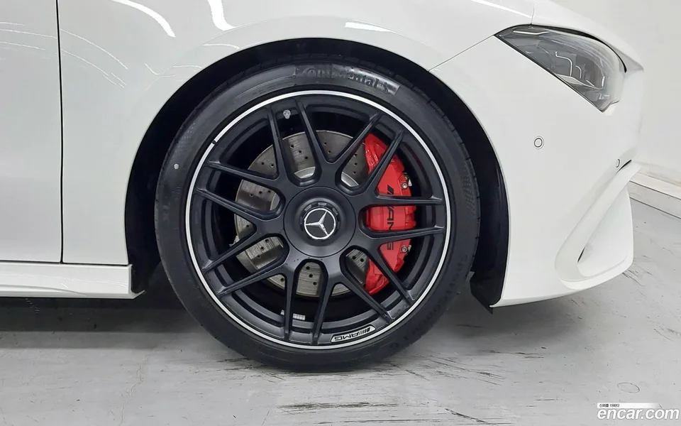 Mercedes-Benz CLA-Class AMG CLA 45 S 4MATIC+ 2025 — миниатюра 5