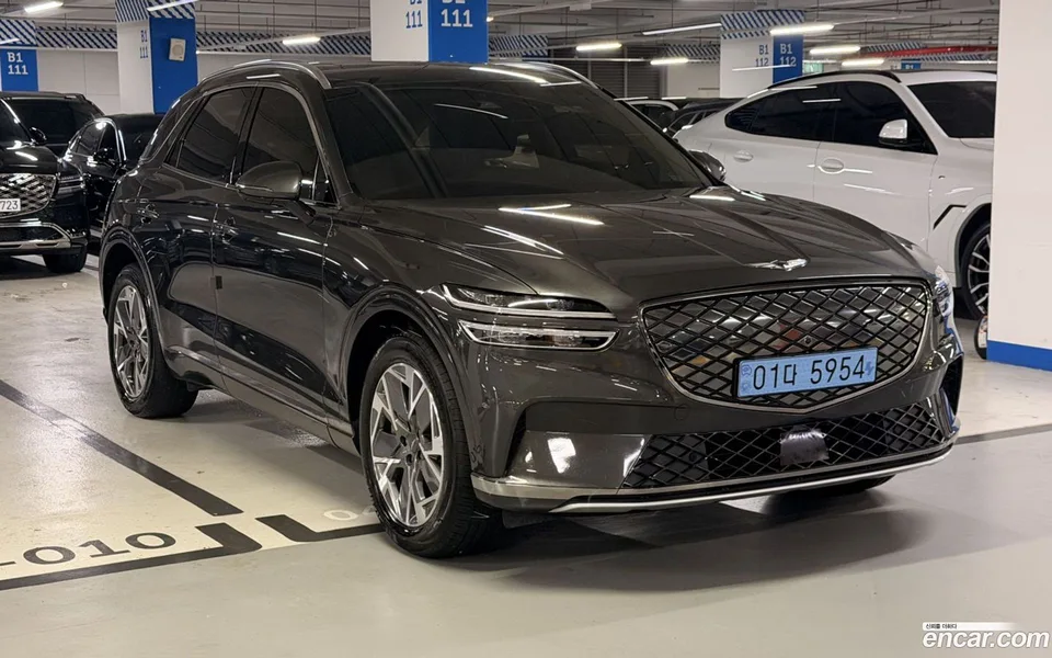 Genesis Electrified GV70 e-AWD 2022 — thumbnail 3