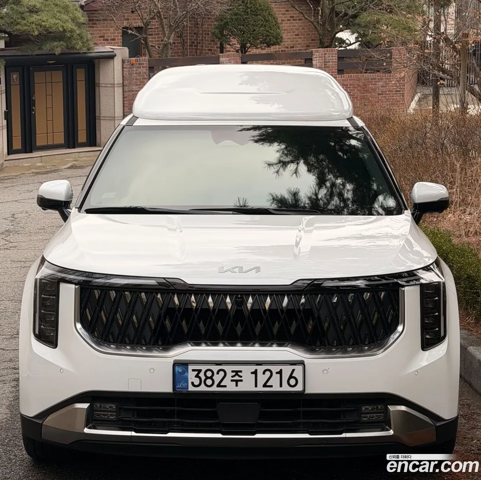 Kia Carnival 9 () 2025 — photo 1, buy with delivery to Moscow