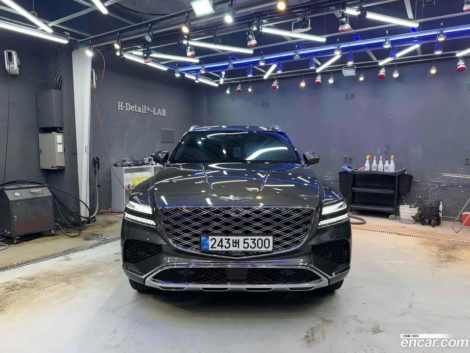 Genesis GV80 2.5T AWD 2024 — photo 1, buy with delivery to Moscow
