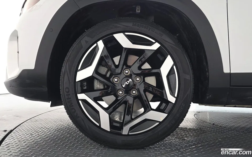 Kia Seltos 1.6 2WD 2022 — thumbnail 2