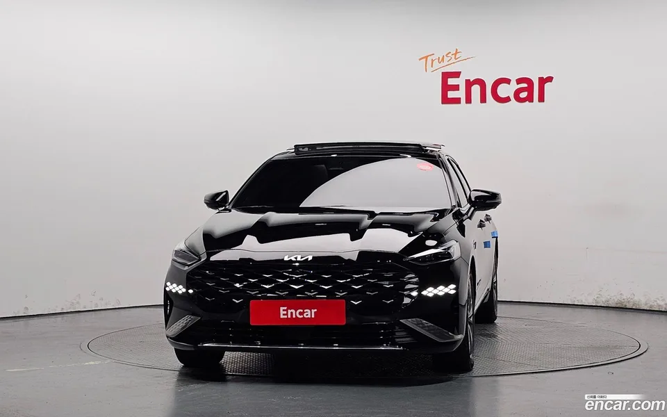 Kia K8 Hybrid 2024 — thumbnail 3
