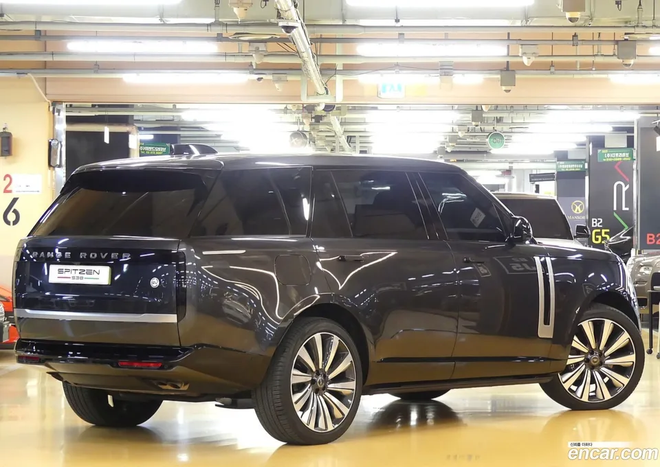 Land Rover Range Rover P615 SV LWB 2024 — thumbnail 3