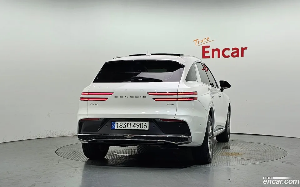 Genesis GV70 2.5T AWD 2024 — thumbnail 4