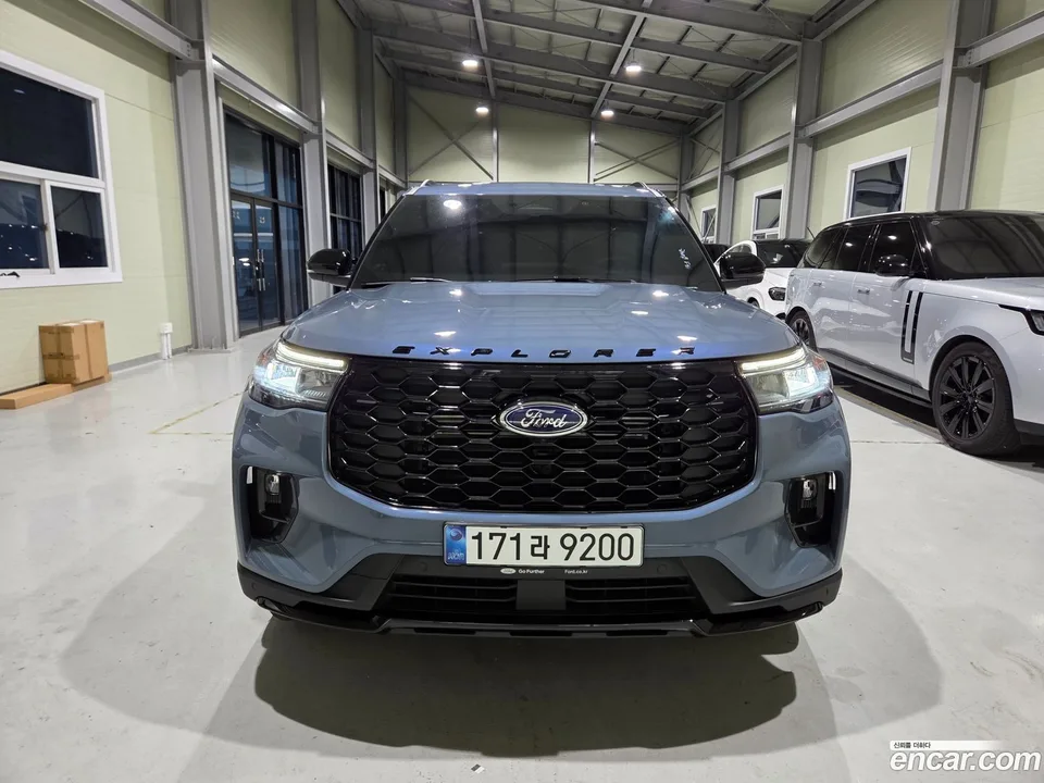 Ford Explorer 2.3 ST- 4WD 2025 — thumbnail 3
