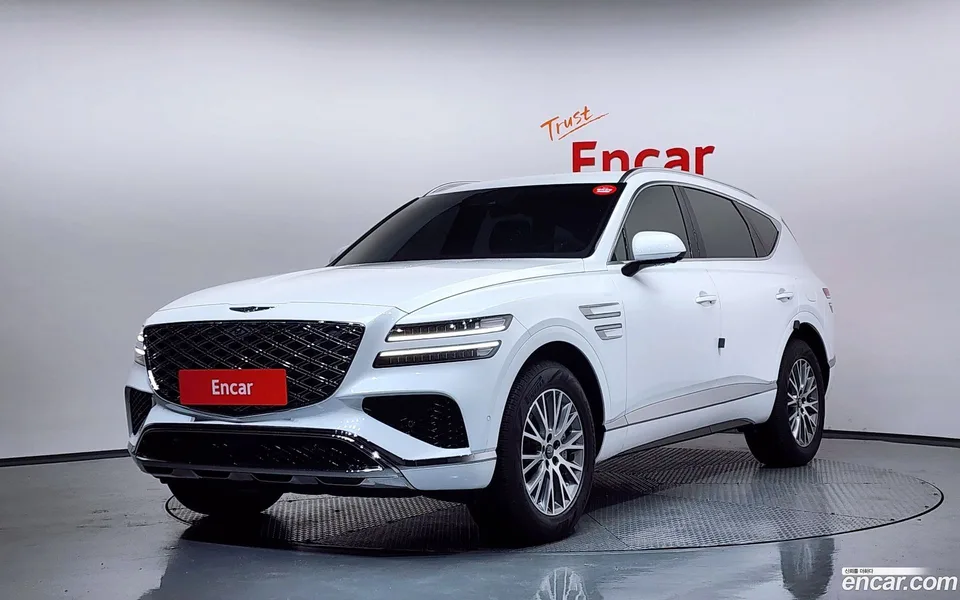 Genesis GV80 2.5T AWD 2024 — photo 1, buy with delivery to Moscow