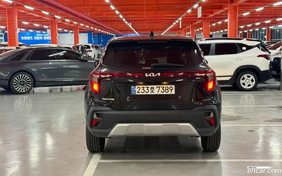 Kia Seltos 2.0 2WD 2024 — thumbnail 4