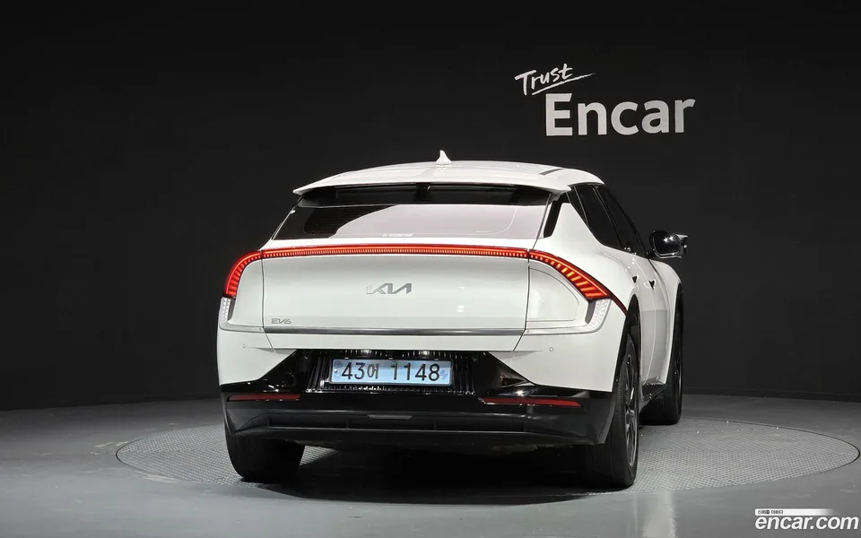 Kia EV6 2024 — thumbnail 4