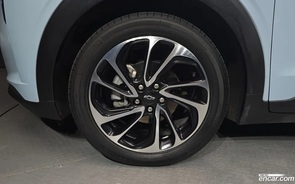 Chevrolet Bolt EUV 2023 — thumbnail 2