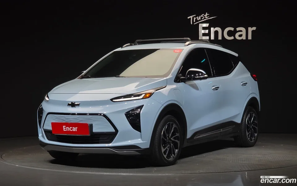 Chevrolet Bolt EUV 2023 — photo 1, buy with delivery to Moscow