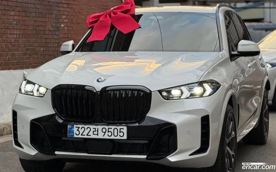 BMW X5 xDrive 30d M 2026 — photo 1, buy with delivery to Moscow