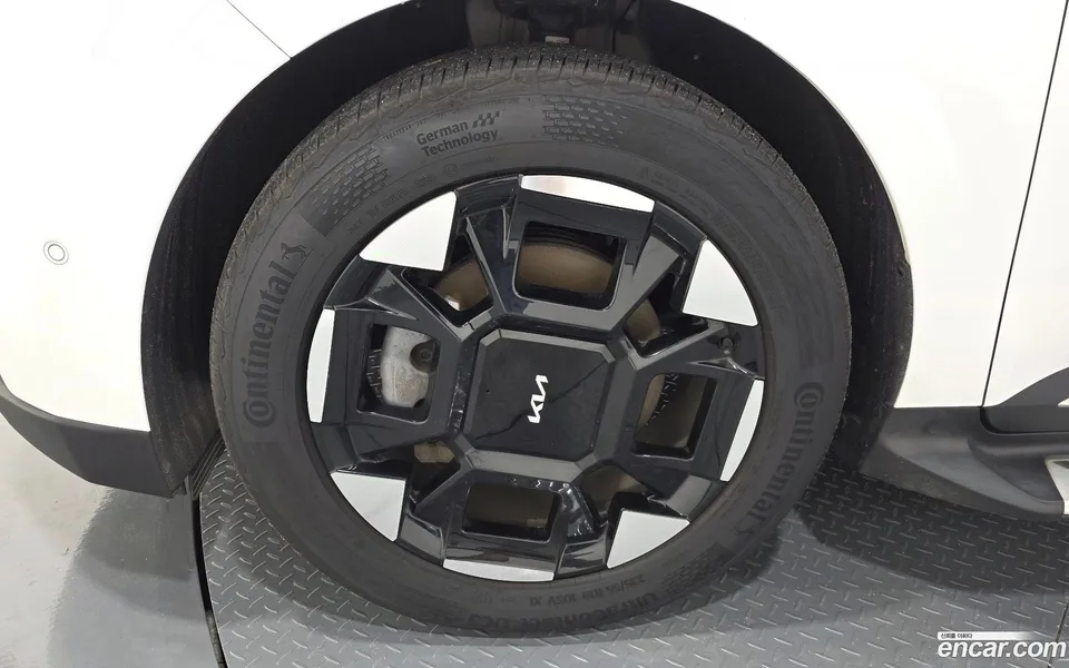 Kia Carnival HEV 7 2024 — thumbnail 2