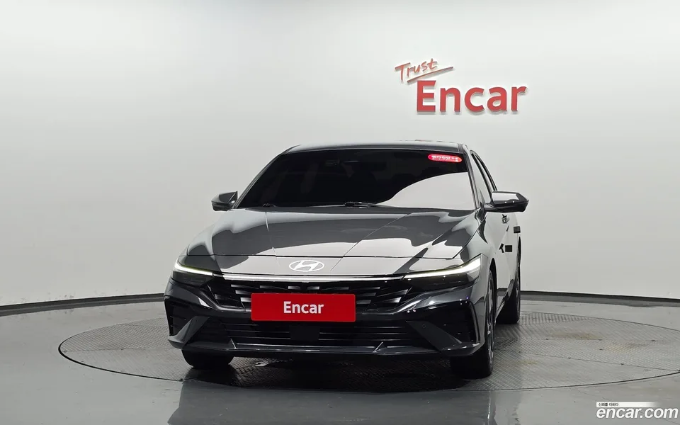Hyundai Avante CN7 1.6 2025 — thumbnail 3