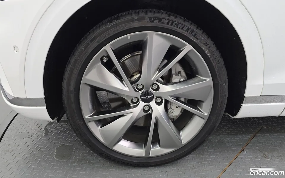 Genesis GV70 2.5T AWD 2024 — миниатюра 2