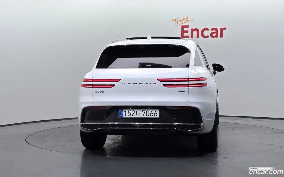 Genesis GV70 2.5T AWD 2024 — миниатюра 4