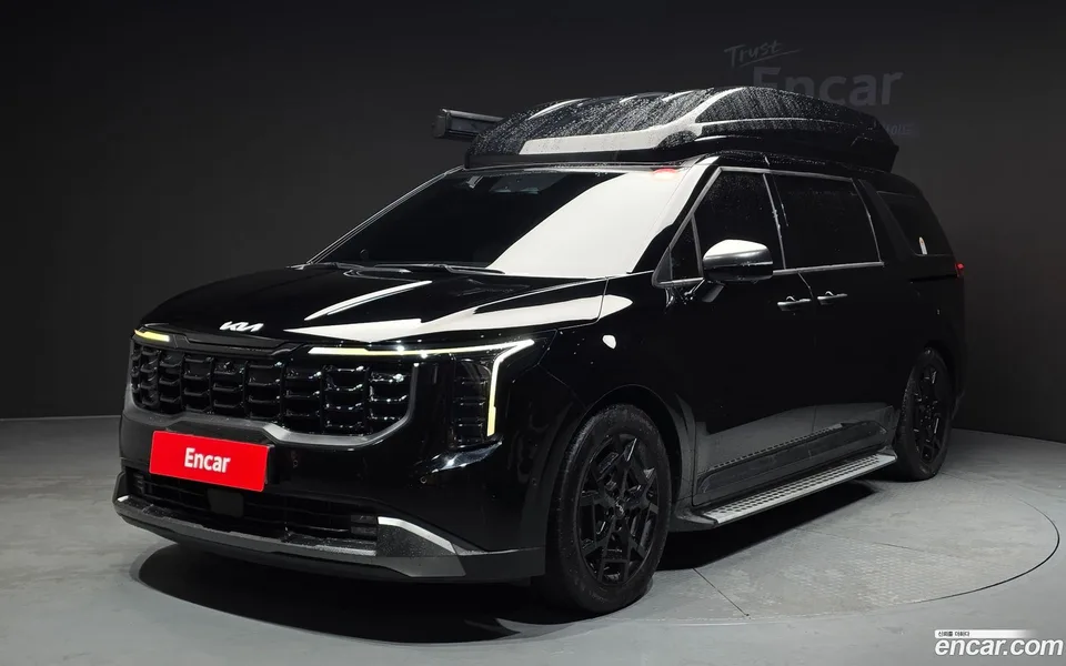 Kia Carnival 9 () 2024 — фото 1, купить с доставкой в Москву