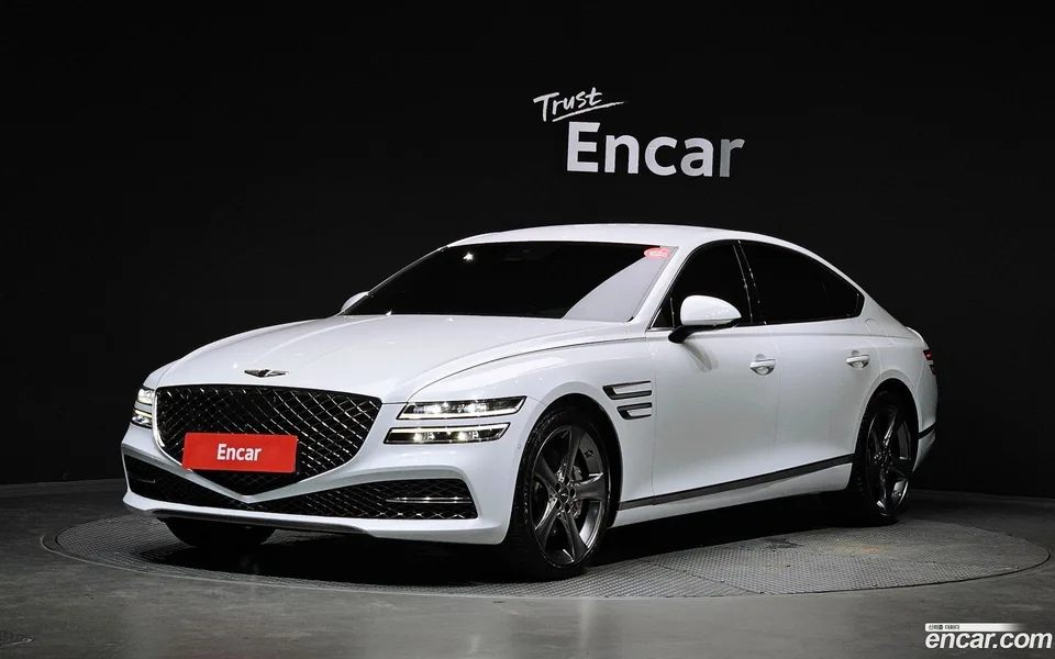 Genesis G80 3.5 AWD 2022 — photo 1, buy with delivery to Moscow