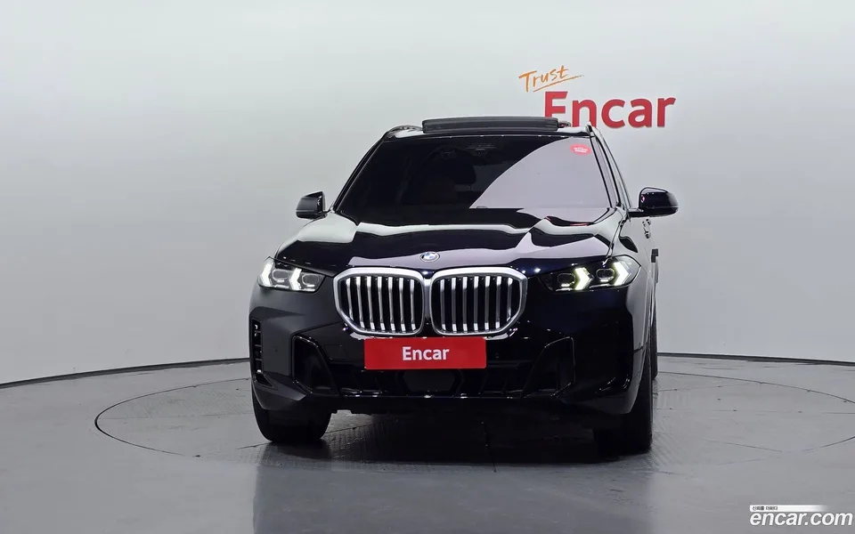 BMW X5 xDrive 40i M 2024 — thumbnail 3