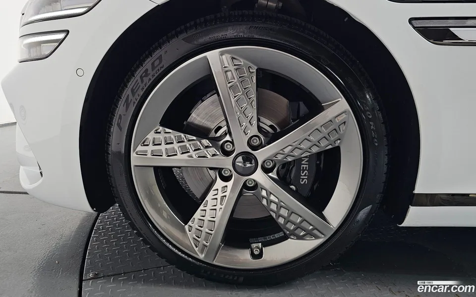 Genesis G80 2.5 AWD 2025 — thumbnail 5