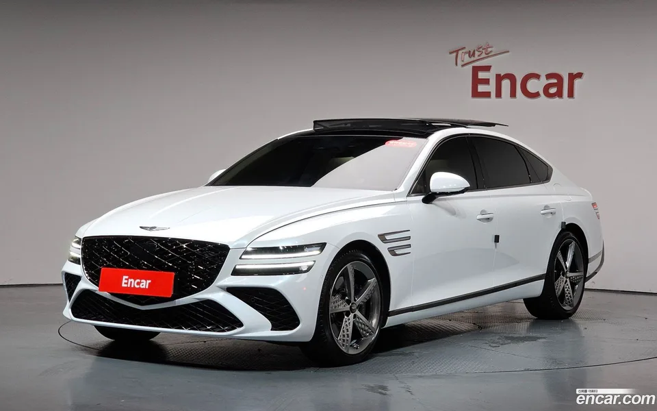 Genesis G80 2.5 AWD 2025 — photo 1, buy with delivery to Moscow