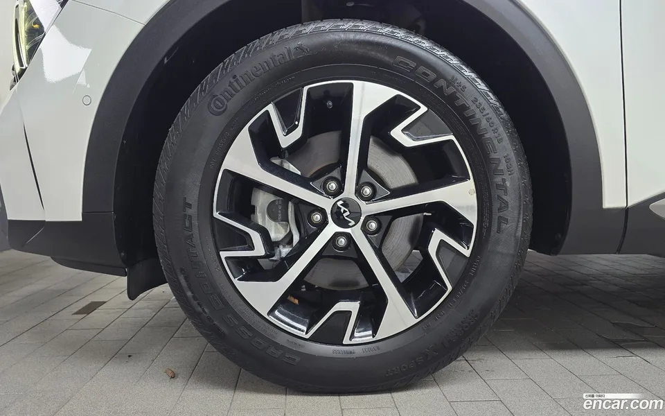 Kia Sportage Hybrid 2WD 2022 — thumbnail 2