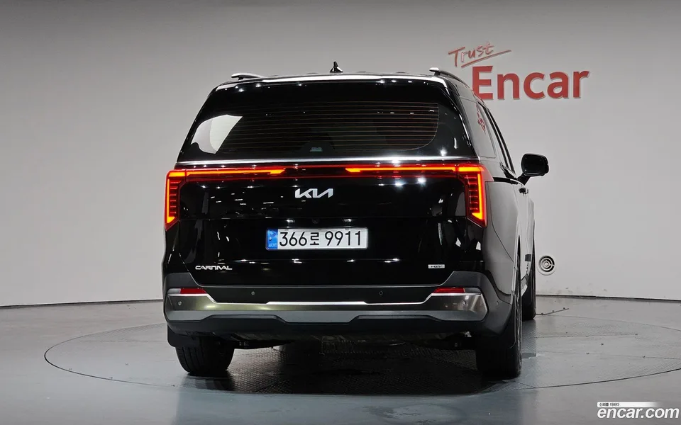 Kia Carnival HEV 7 2025 — thumbnail 4
