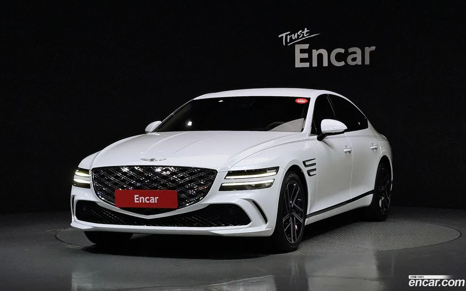 Genesis G80 2.5 2WD 2024 — photo 1, buy with delivery to Moscow