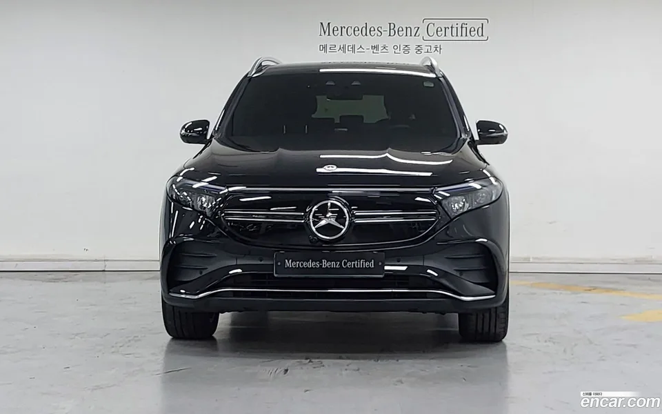 Mercedes-Benz EQB EQB300 4MATIC AMG 2024 — thumbnail 3