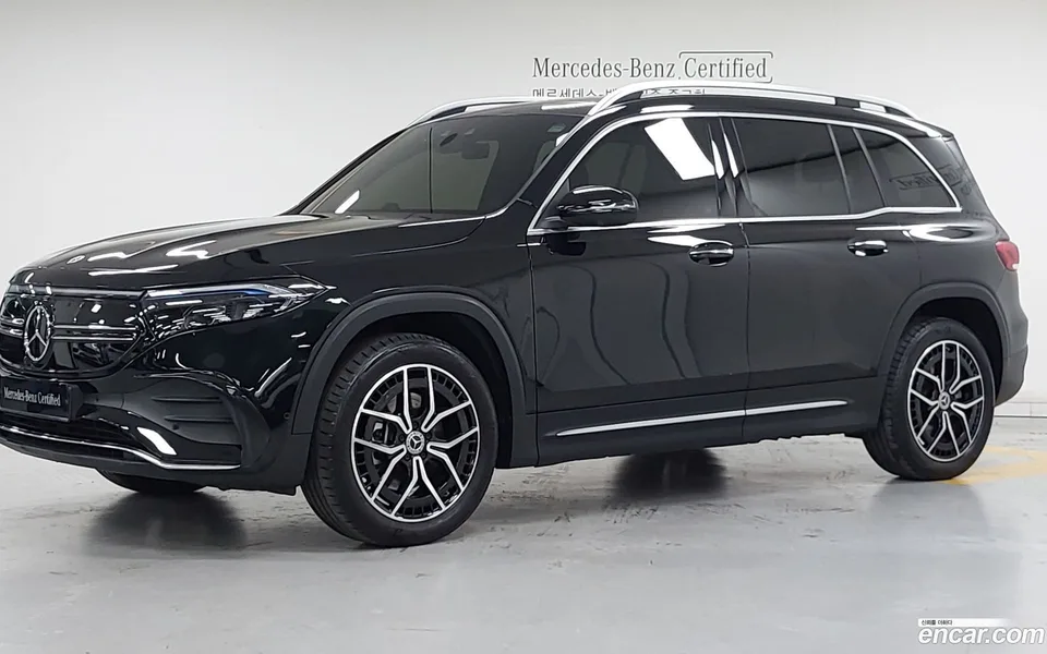 Mercedes-Benz EQB EQB300 4MATIC AMG 2024 — photo 1, buy with delivery to Moscow