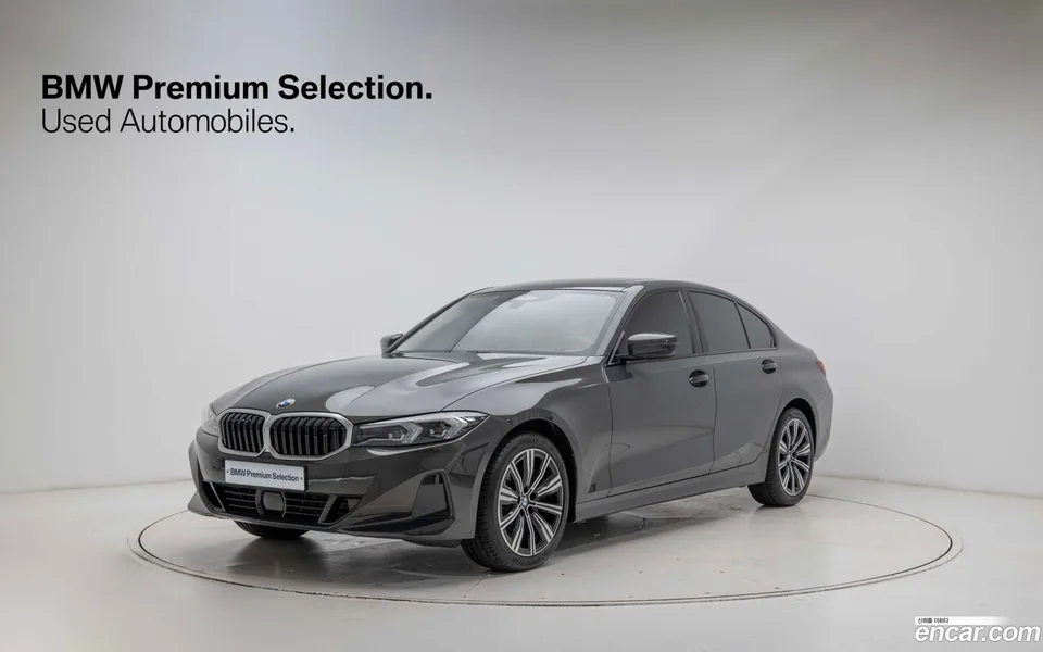 BMW 3 Series 320i 2025 — photo 1, buy with delivery to Moscow