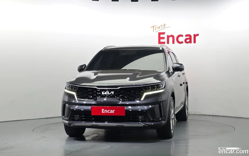 Kia Sorento 2.5T 2WD 2023 — thumbnail 3