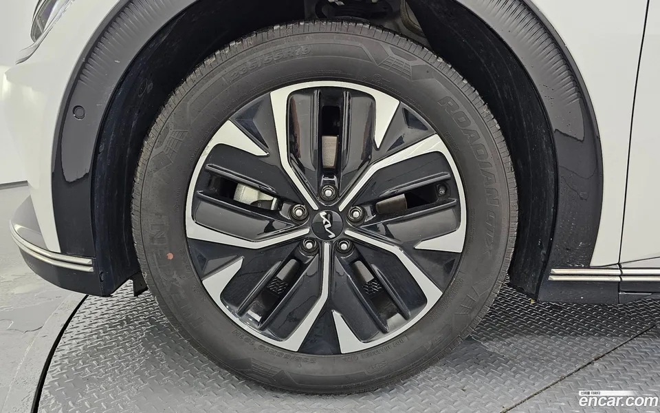 Kia EV6 2022 — thumbnail 2