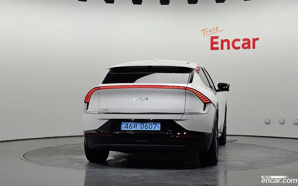 Kia EV6 2022 — thumbnail 4